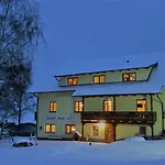 Bauernhof Juri Apartment *